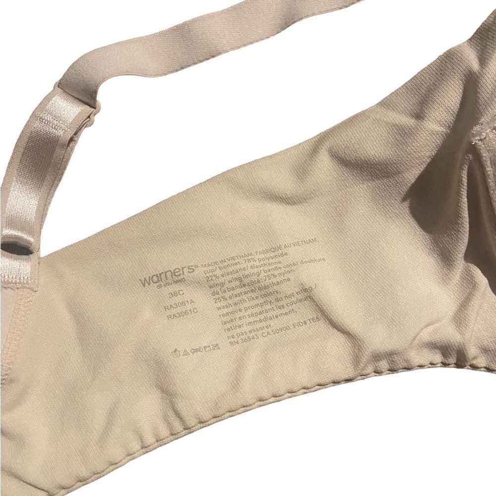 Warner’s size 38C underwire bra excellent condition see pics